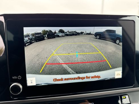 Certified 2026 Toyota Camry SE image 23