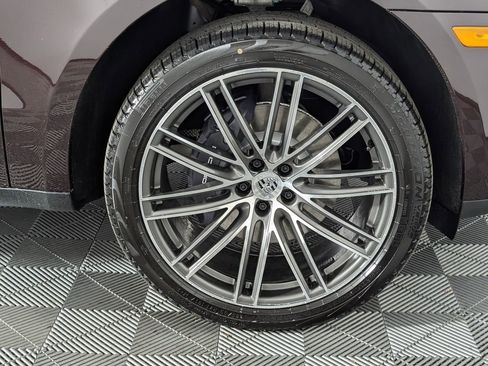 New 2026 Porsche Macan image 14