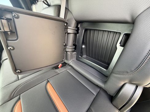 New 2026 GMC Sierra 1500 AT4 image 23