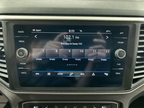 Used 2021 Volkswagen Atlas Cross Sport SE image 14
