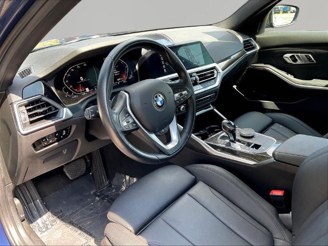 Used 2021 BMW 330i Sedan w/ Premium Package RWD image 18