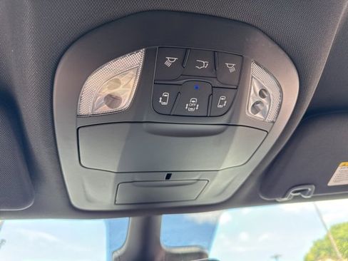 New 2026 Chrysler Voyager LX image 43