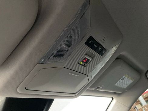 Used 2021 Toyota RAV4 LE image 24