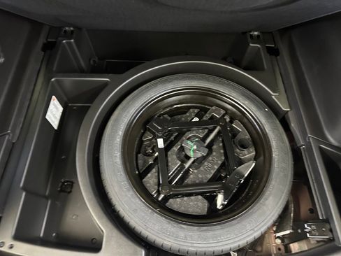 Certified 2024 Chevrolet Blazer LT w/ Convenience Package image 25