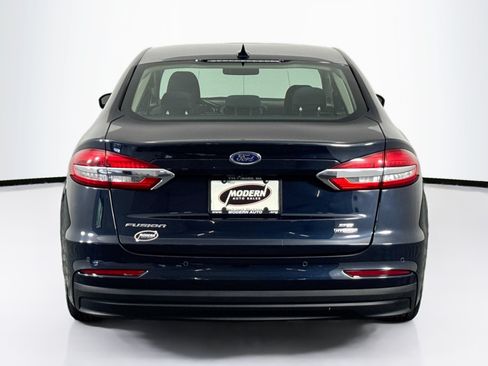 Used 2020 Ford Fusion SE FWD image 10