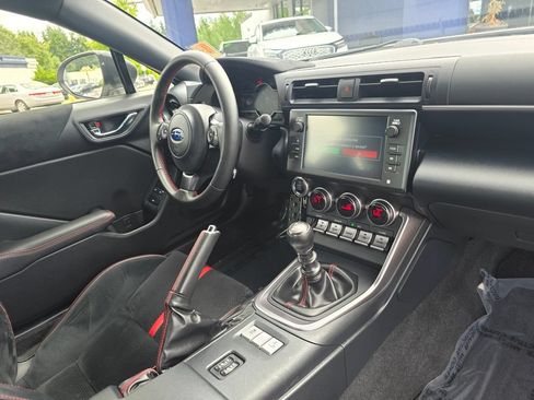 Used 2022 Subaru BRZ Limited RWD image 10