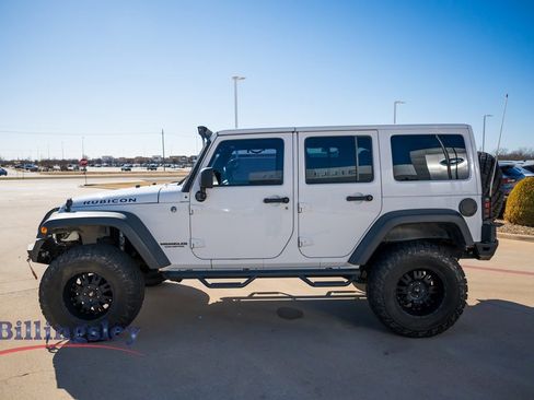Used 2013 Jeep Wrangler Unlimited Rubicon w/ Connectivity Group image 4
