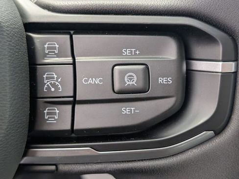 New 2026 Jeep Cherokee Overland w/ Advanced Pro Tech Group AWD/4WD image 17