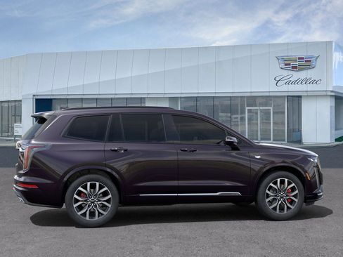 New 2025 Cadillac XT6 Sport w/ Technology Package image 5