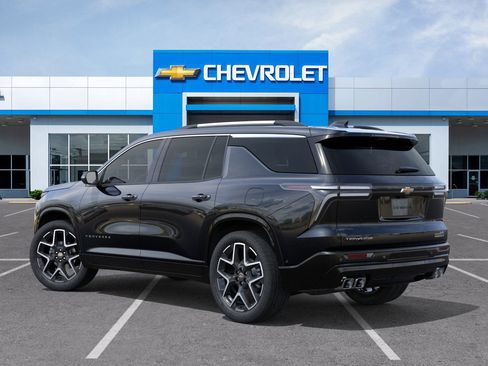 New 2026 Chevrolet Traverse High Country image 3