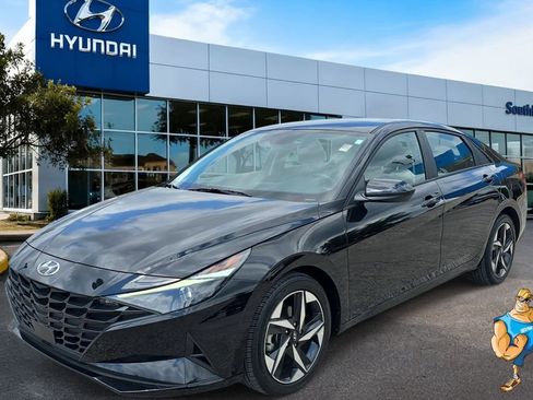 Used 2023 Hyundai Elantra SEL w/ Convenience Package image 1