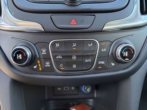 Certified 2021 Chevrolet Equinox LT image 20