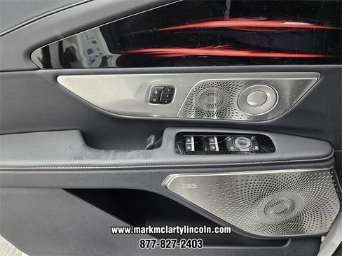 New 2026 Lincoln Nautilus Reserve image 22