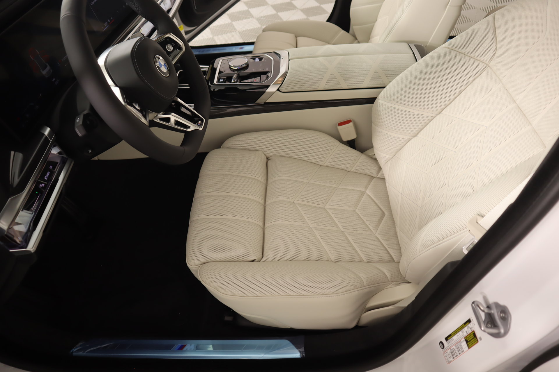 New 2026 BMW 740i RWD image 11
