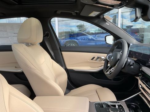 New 2026 BMW 330i Sedan w/ M Sport Package image 30