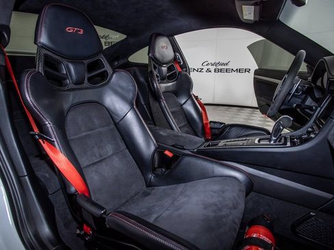 Used 2015 Porsche 911 GT3 image 15