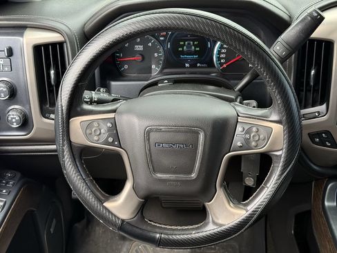 Used 2018 GMC Sierra 1500 Denali w/ Denali Ultimate Package AWD/4WD image 12