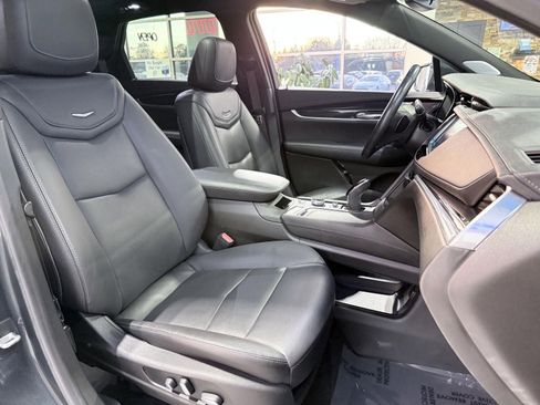 Used 2020 Cadillac XT5 Premium Luxury image 21