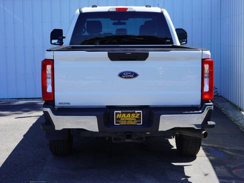 Used 2025 Ford F350 XLT w/ Snow Plow/Camper Package AWD/4WD image 5