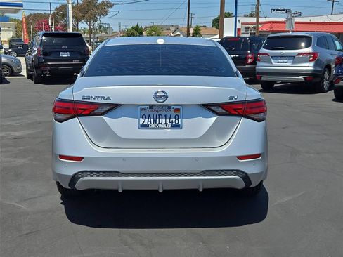 Used 2022 Nissan Sentra SV FWD image 30