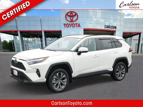 Certified 2022 Toyota RAV4 XLE Premium AWD/4WD image 1
