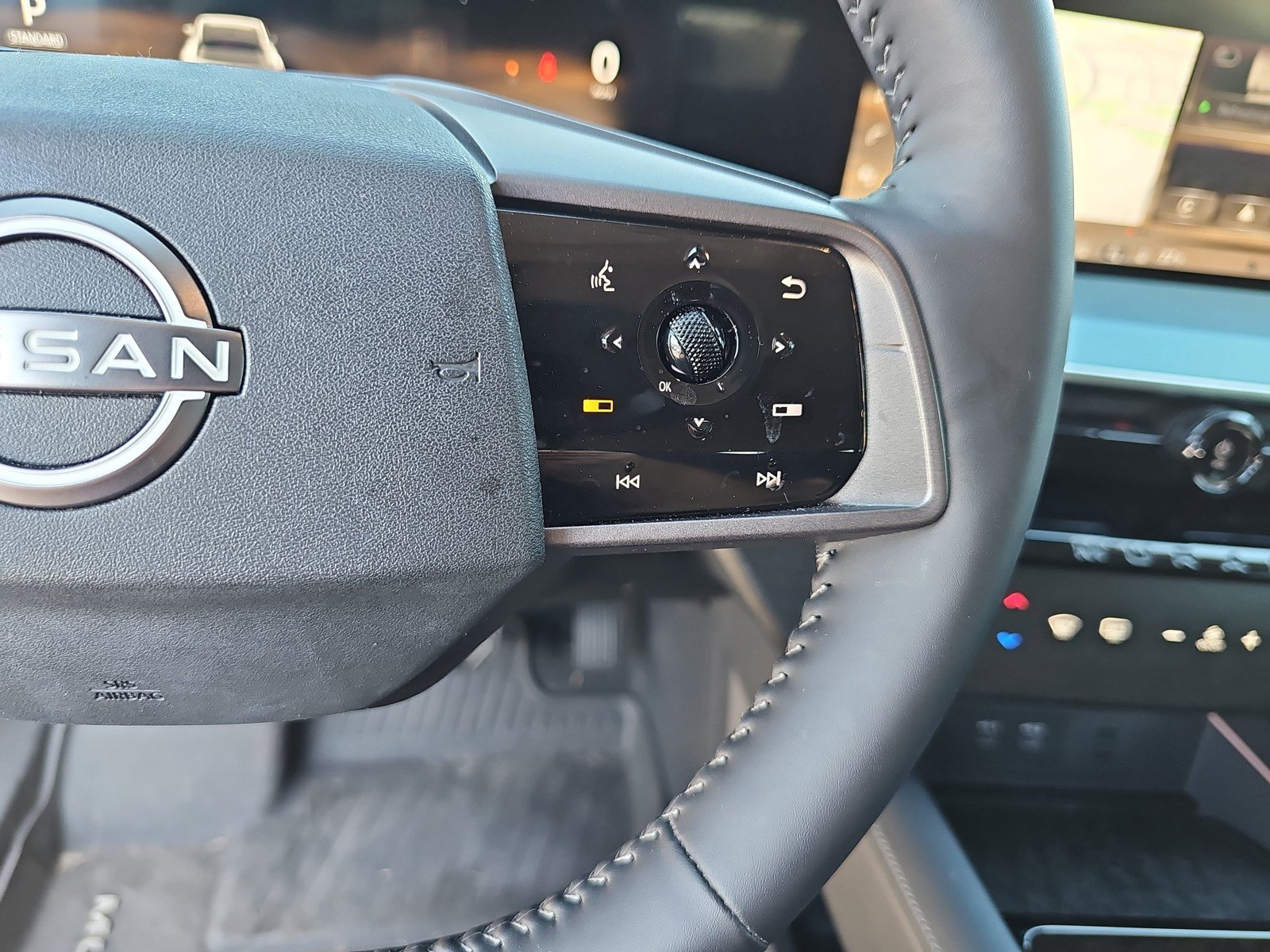 Used 2025 Nissan Murano Platinum w/ Cargo Package AWD/4WD image 19