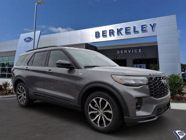 New 2026 Ford Explorer Active w/ Active Comfort Package RWD image 1