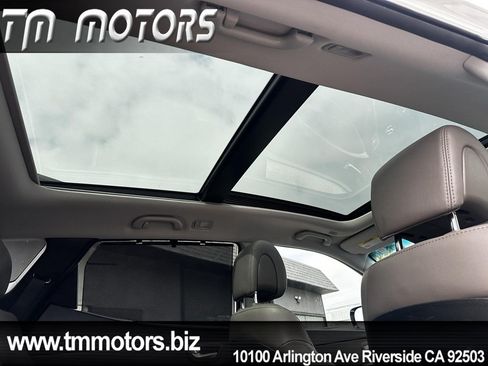 Used 2015 Hyundai Santa Fe Sport 2.0T w/ Option Group 05 FWD image 8