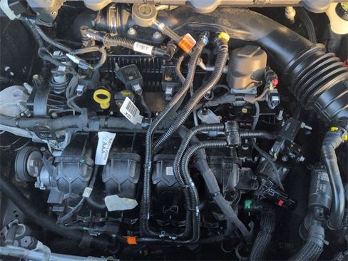 Used 2024 Ford Edge SE image 30