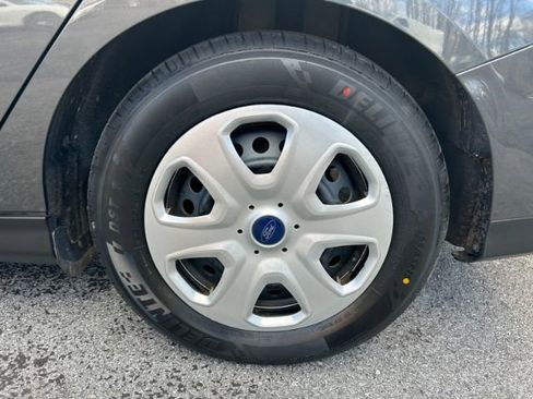 Used 2016 Ford Focus S image 32