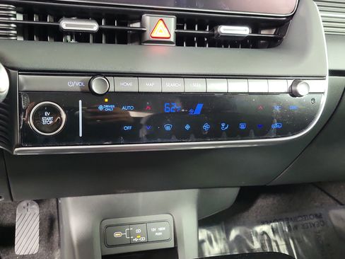 New 2026 Hyundai Ioniq 5 SEL image 16