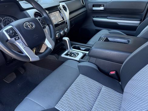 Used 2015 Toyota Tundra SR5 w/ SR5 Upgrade Package RWD image 10