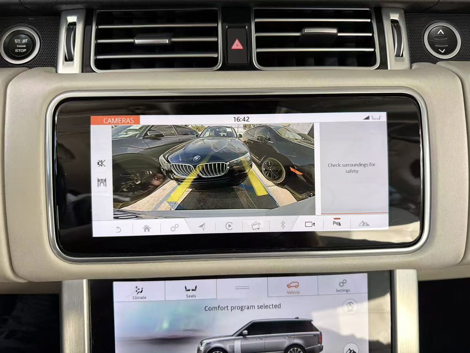 Used 2019 Land Rover Range Rover HSE AWD/4WD image 17