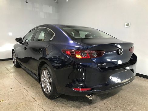 Used 2021 MAZDA MAZDA3 s image 5