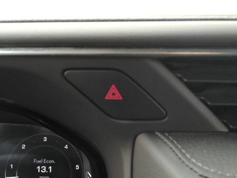 Used 2024 GMC Yukon Denali image 47