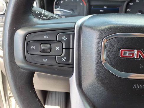 Used 2019 GMC Sierra 1500 SLT w/ SLT Premium Plus Package AWD/4WD image 32