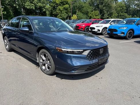 Certified 2023 Honda Accord EX image 4