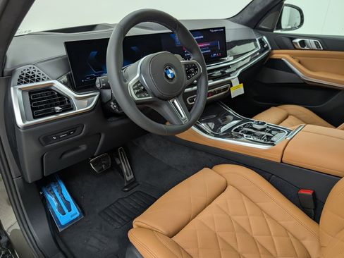 New 2026 BMW X5 M60i image 4