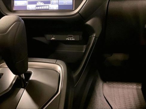 Used 2025 Subaru Impreza 2.0i image 33