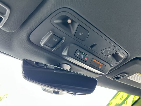 Used 2024 Chevrolet Camaro LT RWD image 29