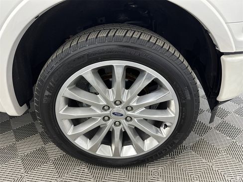 Used 2018 Ford F150 Limited w/ Trailer Tow Package image 14