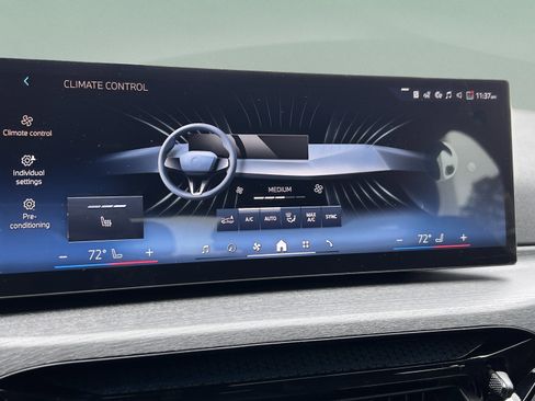 Used 2026 BMW i4 eDrive40 w/ Parking Assistance Package RWD image 20
