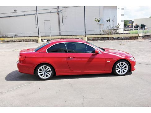 Used 2012 BMW 328i Convertible RWD image 2
