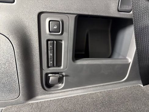 New 2025 Lincoln Navigator Reserve w/ Jet Appearance Package image 31