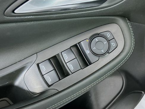 Used 2025 Buick Encore GX Preferred image 15