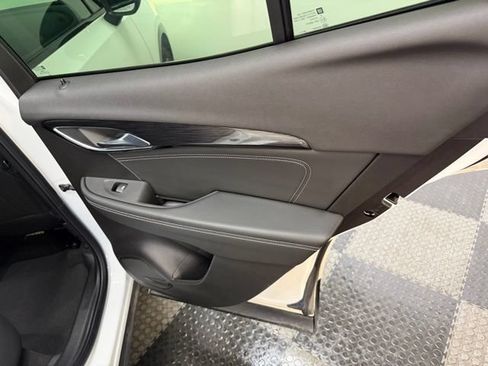 Used 2023 Buick Envision Essence w/ Sport Touring Package AWD/4WD image 40