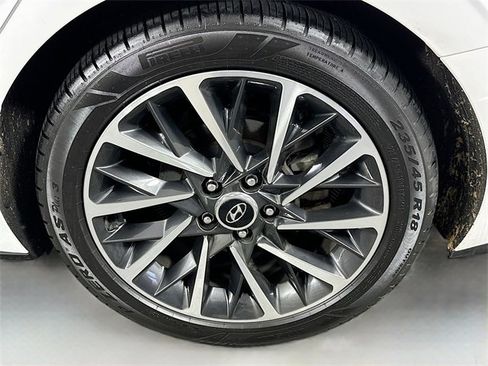 Used 2023 Hyundai Sonata Limited image 33