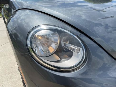 Used 2013 Volkswagen Beetle TDI FWD image 95