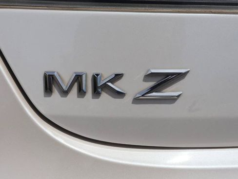 Used 2014 Lincoln MKZ FWD image 9