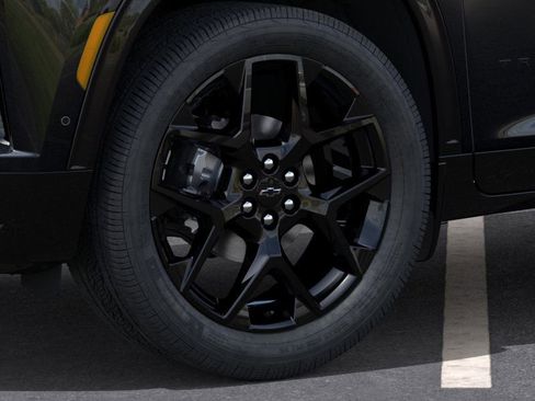 New 2026 Chevrolet Traverse RS w/ LPO, Floor Liner Package AWD/4WD image 45